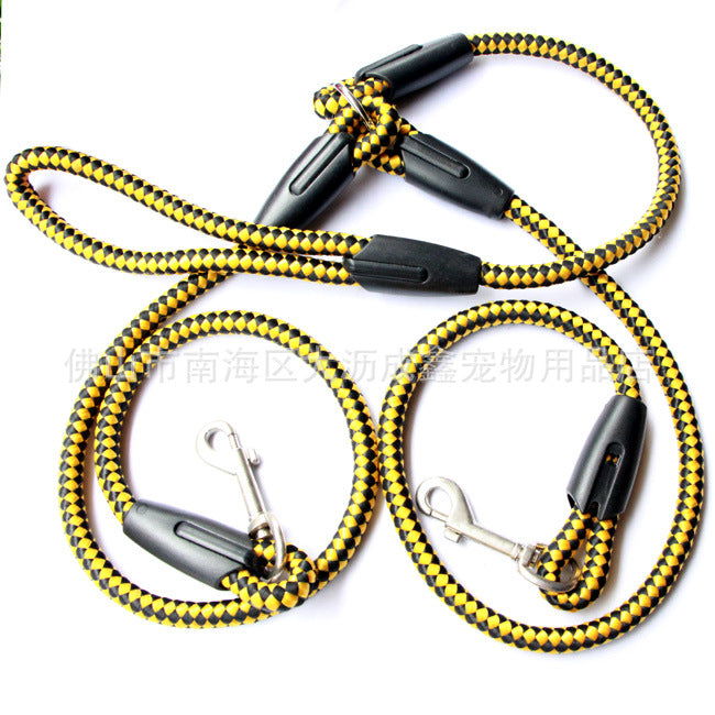 Double-ended traction lead for dogs