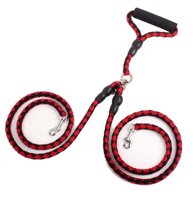 Double-ended traction lead for dogs