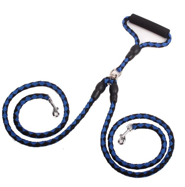 Double-ended traction lead for dogs