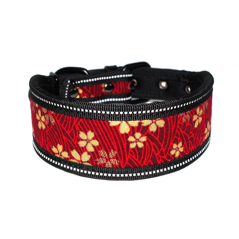 Reflective adjustable collar for medium/large dogs